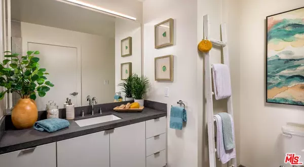 Culver City, CA 90232,10375 W Washington Blvd Blvd #316