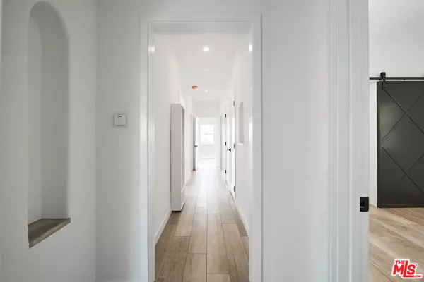 Santa Monica, CA 90405,2518 4Th St