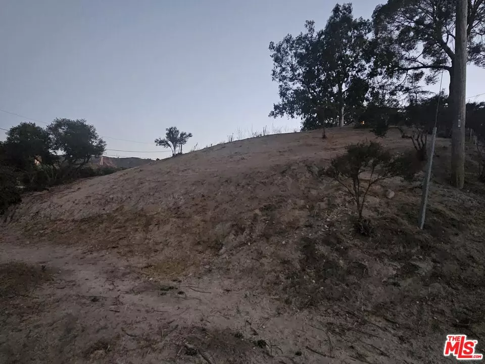 Tujunga, CA 91042,0 Verdugo Crestline