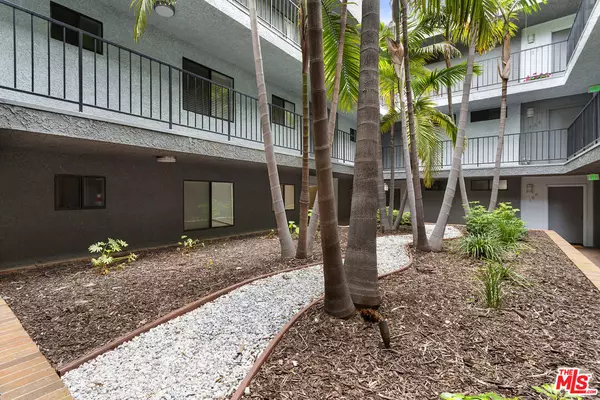 1226 Amherst Ave #201, Los Angeles, CA 90025