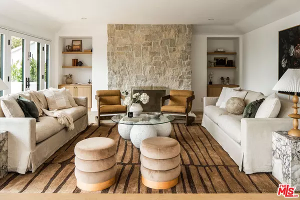 8819 Evanview Dr, Los Angeles, CA 90069