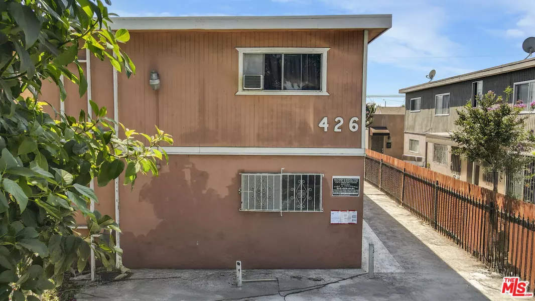 426 E 79th St, Los Angeles, CA 90003