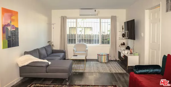 11670 W Sunset Blvd #104, Los Angeles, CA 90049