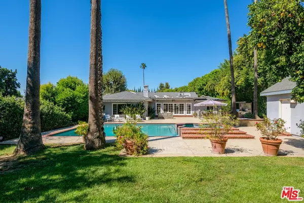 8760 White Oak Ave, Sherwood Forest, CA 91325