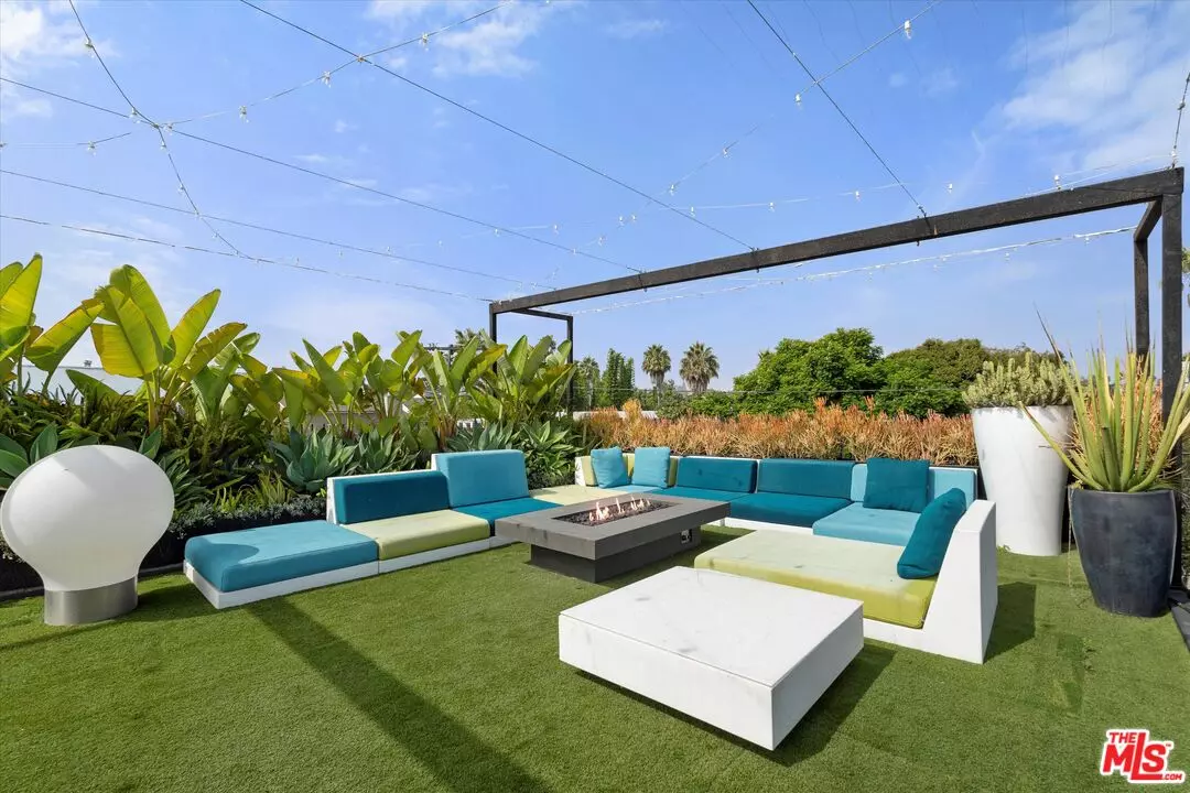 Venice, CA 90291,629 Sunset Ave