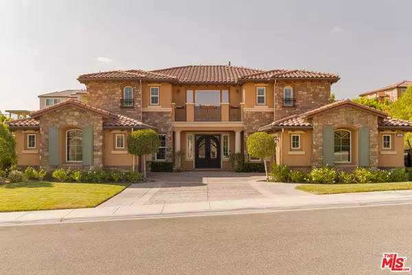 7305 Augusta Dr, Moorpark, CA 93021