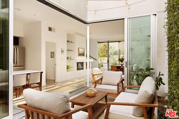 Los Angeles, CA 90039,4270 Perlita Ave