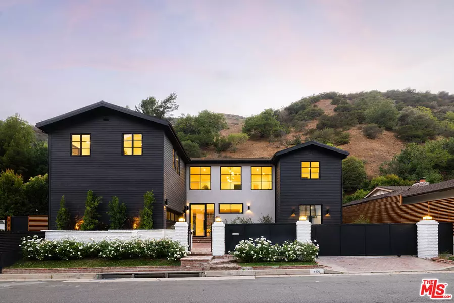 1937 N Beverly Dr, Beverly Hills, CA 90210