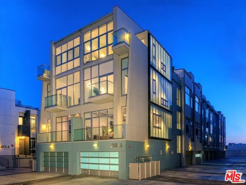 4151 Redwood Ave #215, Los Angeles, CA 90066