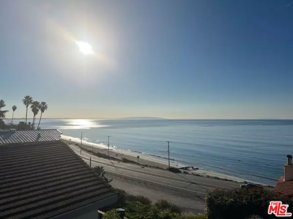Pacific Palisades, CA 90272,17840 Porto Marina Way