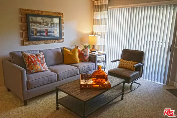 Pasadena, CA 91103,151 E HOLLY ST #2-307