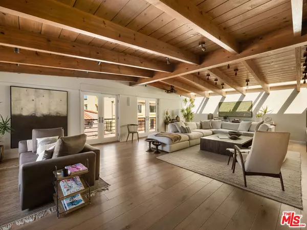 Ventura, CA 93001,1424 Nathan Ln