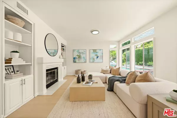 22248 Cairnloch St, Calabasas, CA 91302