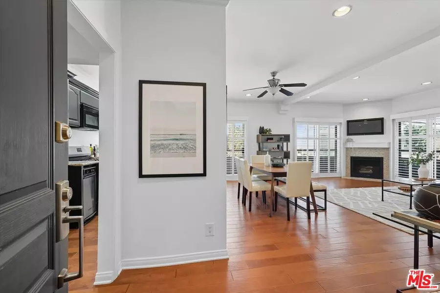 11286 Westminster Ave #101, Los Angeles, CA 90066