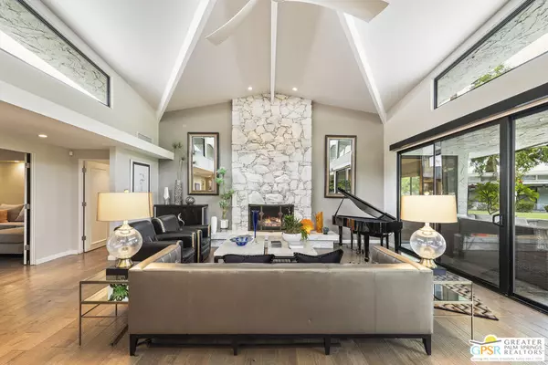 2194 S La Paz Way, Palm Springs, CA 92264