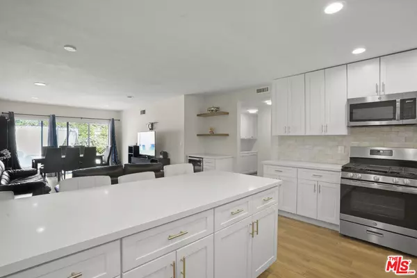 Winnetka, CA 91306,20243 Valerio St