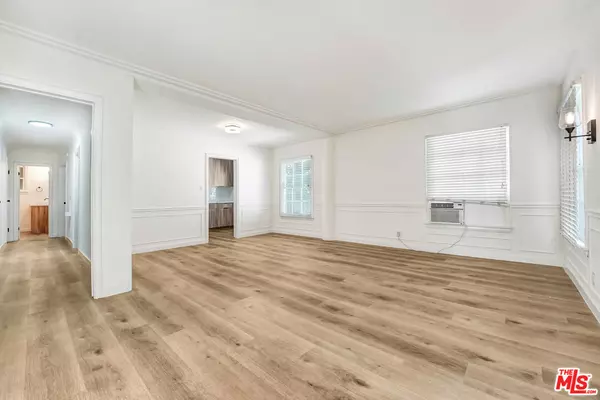 308 S Reeves Dr #310C, Beverly Hills, CA 90212