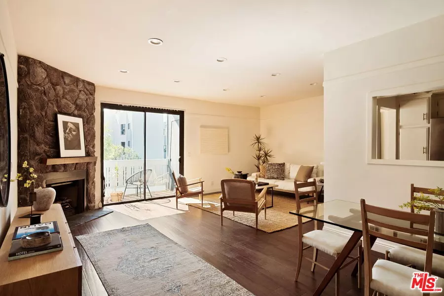 8160 Manitoba St #216, Playa Del Rey, CA 90293