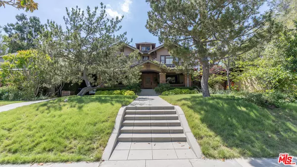 Los Angeles, CA 90004,111 S Van Ness Ave