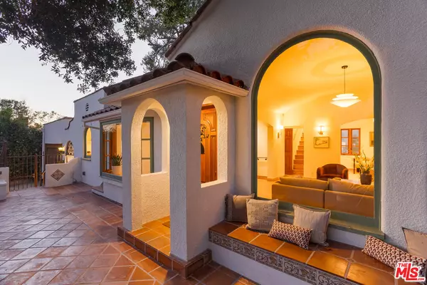 Los Angeles, CA 90041,1059 Glen Arbor Ave