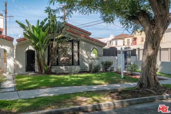 4215 S Norton Ave, Los Angeles, CA 90008