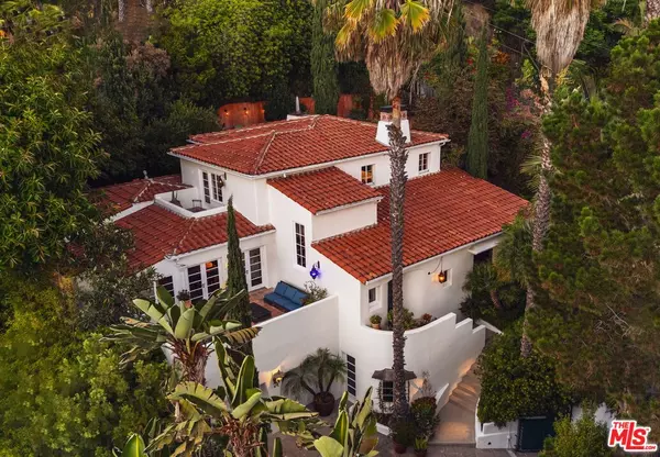 8855 St Ives Dr,  Los Angeles,  CA 90069