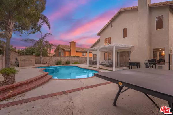 Castaic, CA 91384,27813 Firebrand Dr