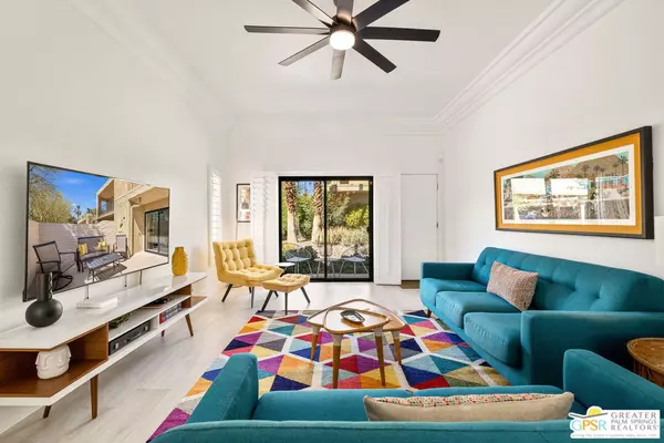 2396 Los Coyotes Dr, Palm Springs, CA 92264