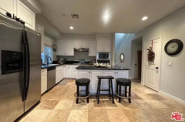 Carlsbad, CA 92010,3474 Rich Field Dr