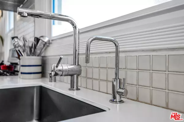 Los Angeles, CA 90047,1838 W 88th Pl