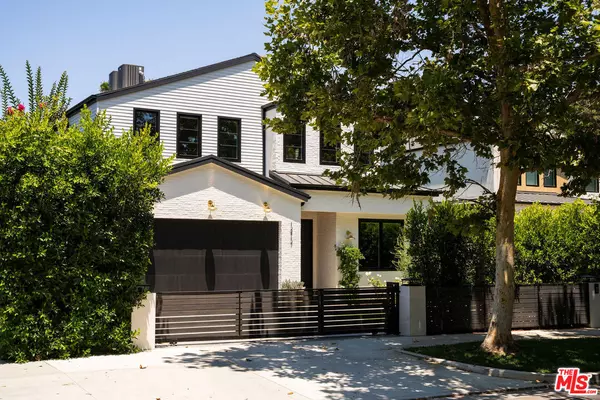 12117 Maxwellton Rd, Studio City, CA 91604