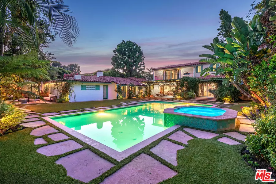 4256 Strohm Ave, Toluca Lake, CA 91602