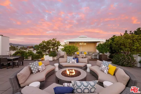 450 N Palm Dr #507, Beverly Hills, CA 90210