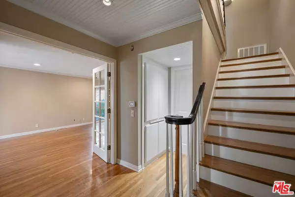 Pacific Palisades, CA 90272,17099 Palisades Cir