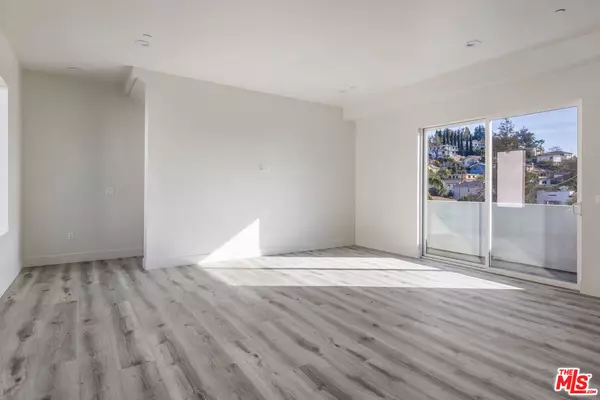 Los Angeles, CA 90065,3212 Verdugo Rd