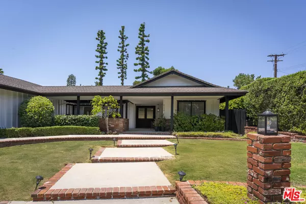 Calabasas, CA 91302,4139 Magna Carta Rd