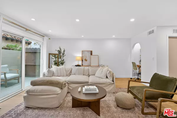 Santa Monica, CA 90404,1443 25th St #2