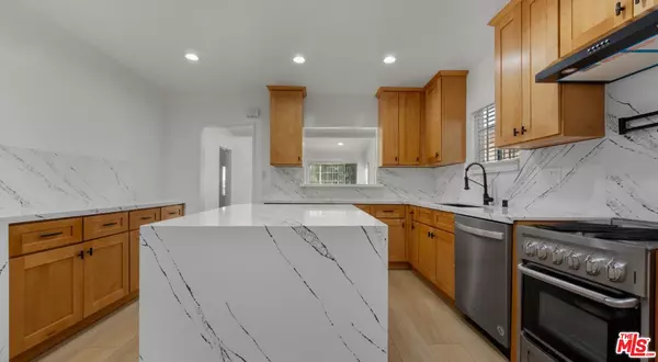 Los Angeles, CA 90043,4137 W 58th Pl