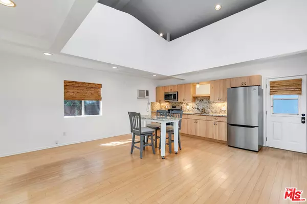 6631 Colgate Ave, Los Angeles, CA 90048