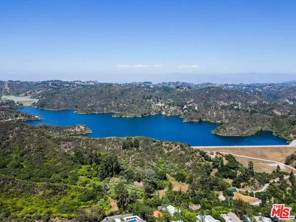 1726 Stone Canyon Rd, Los Angeles, CA 90077