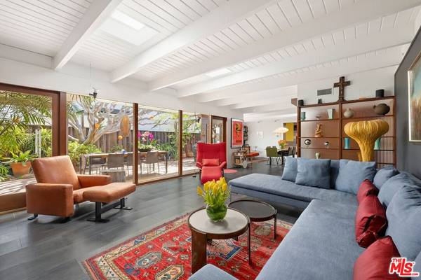 3577 Inglewood Blvd, Los Angeles, CA 90066