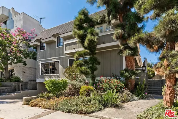 11823 Mayfield Ave #6, Los Angeles, CA 90049