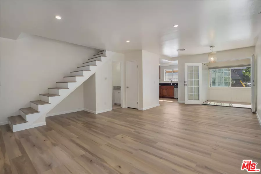 941 Elm Ave #11, Long Beach, CA 90813