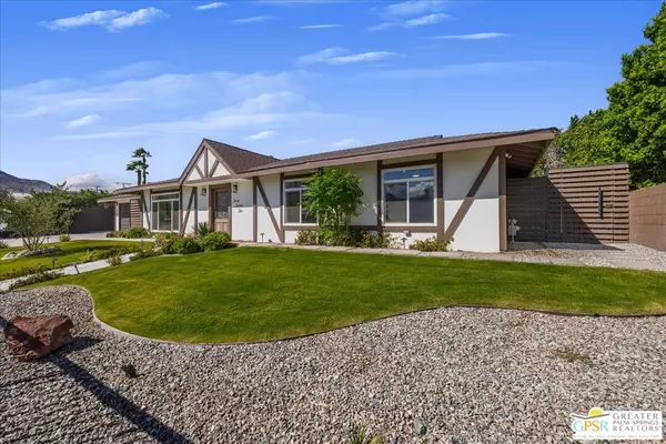 Palm Springs, CA 92262,372 E Molino Rd