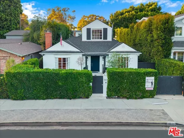Los Angeles, CA 90049,11433 Albata St