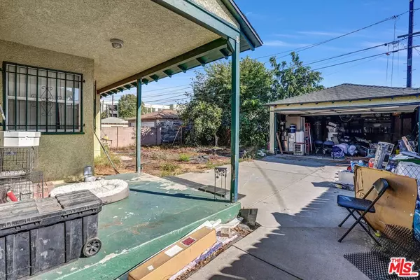 Los Angeles, CA 90047,1616 W 108th St