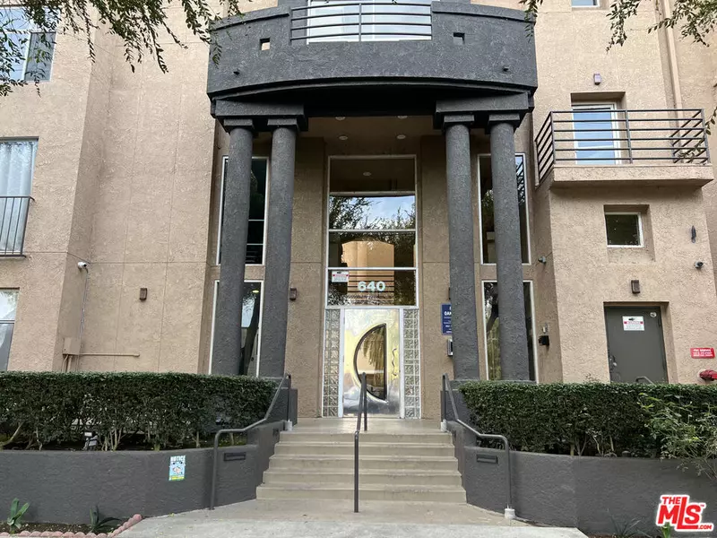 640 W 4th St #205, Long Beach, CA 90802