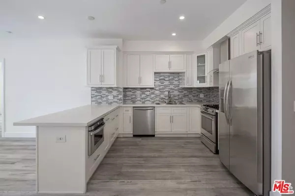 1237 S Holt Ave #307, Los Angeles, CA 90035