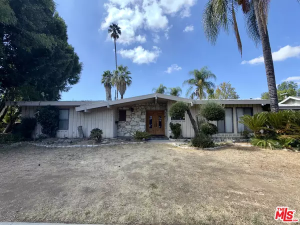 4711 Deseret Dr, Woodland Hills, CA 91364