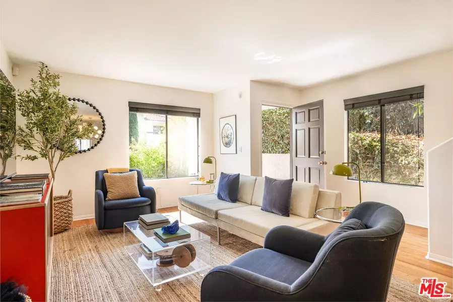 4355 Clayton Ave, Los Angeles, CA 90027